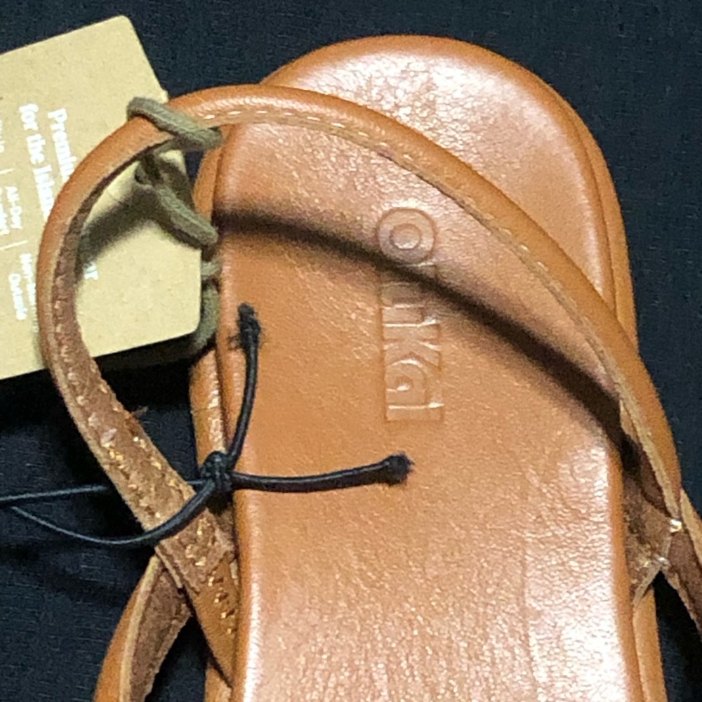 Olukai Women's NWT Tiare Slide Comfort Sandal Fox Brown Leather Size 7 - Picture 2 of 6